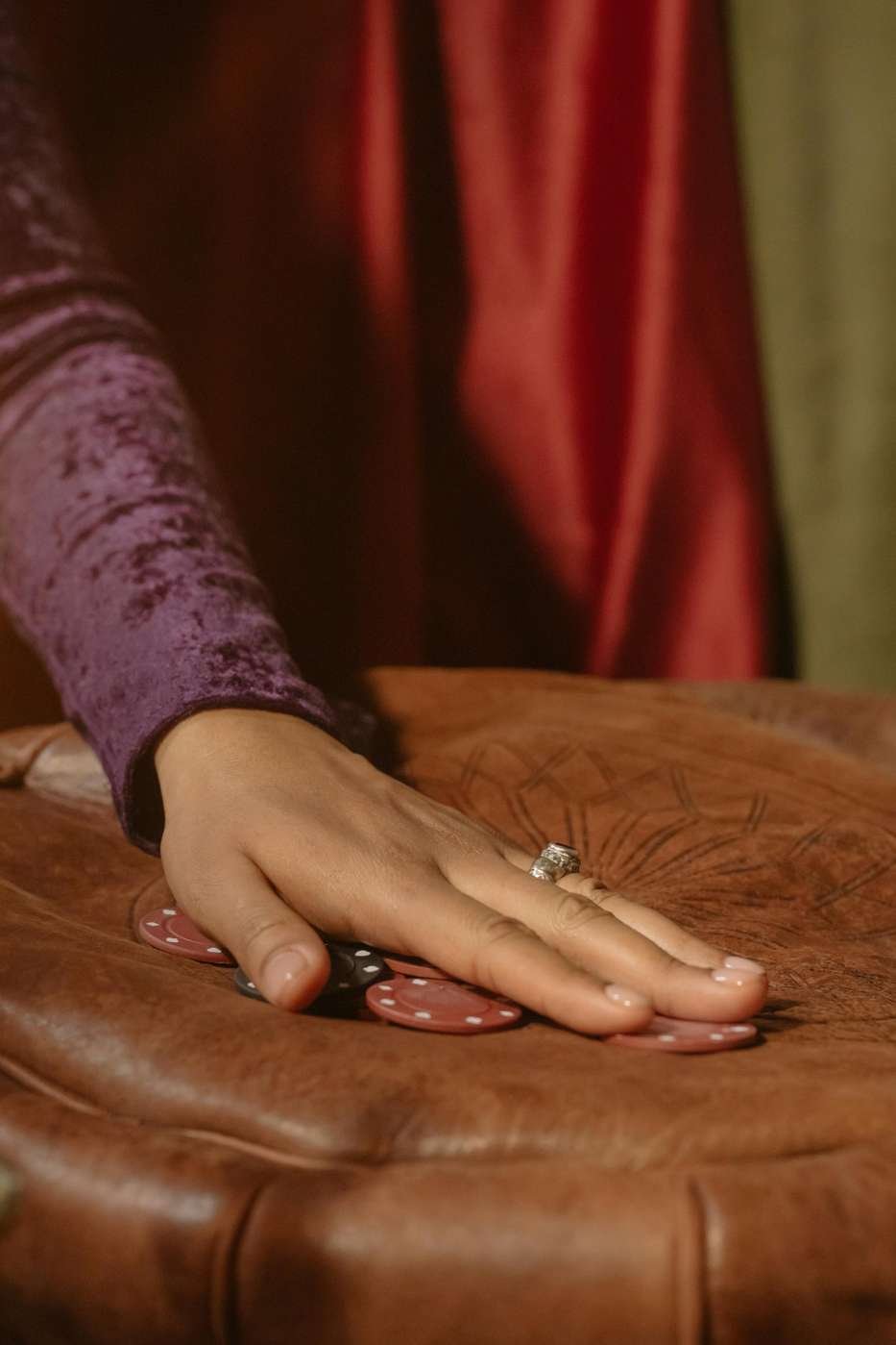 Casino Bonuses vs. Sportsbook Bonuses: A Comprehensive Guide